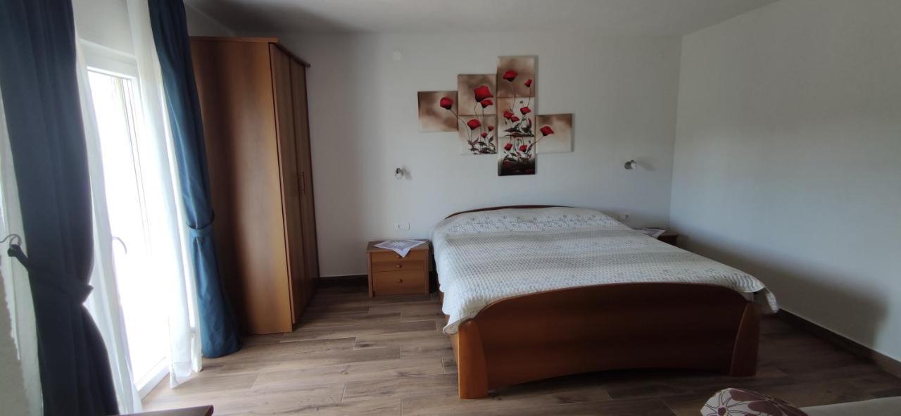 Lino Apartments Rovinj Exterior photo